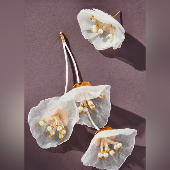 Anthropologie Tiered Flower Drop Earrings - Picture 5 of 7